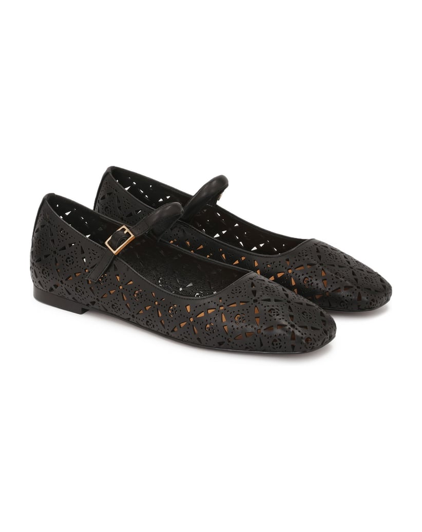 Kazar-Flat-sole-pumps-with-openwork-embellishment-černá