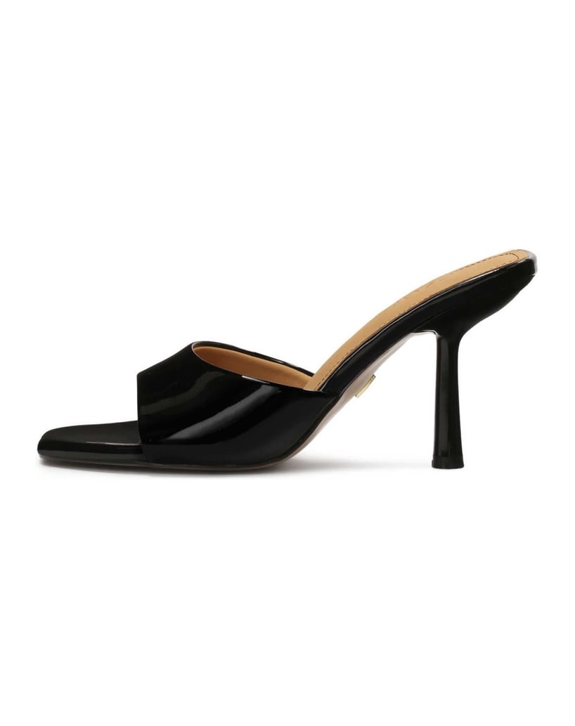 Kazar-Patent-leather-black-mules-with-square-nose-čierna
