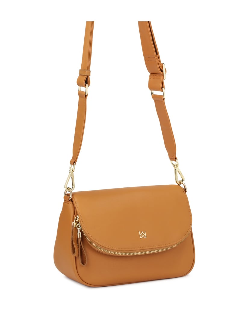 Kazar-Small-leather-handbag-on-a-wide-strap-velbloudí