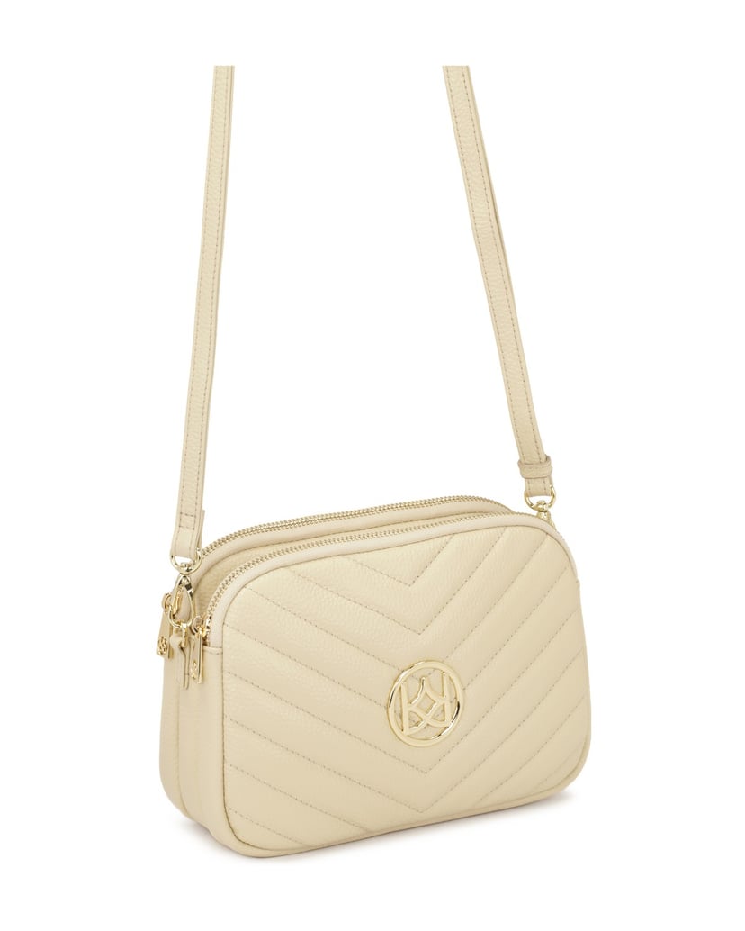 Kazar-Cremefarbene-Umhängetasche-mit-großem-KA-weiss