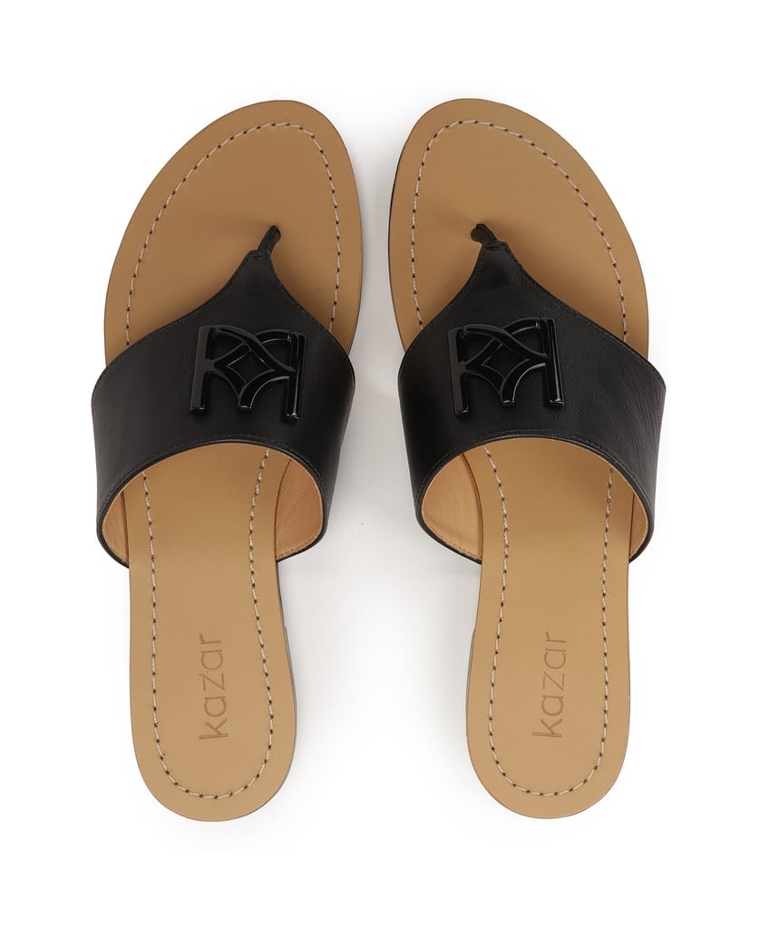 Kazar-Black-leather-flip-flops-with-wide-strap-černá