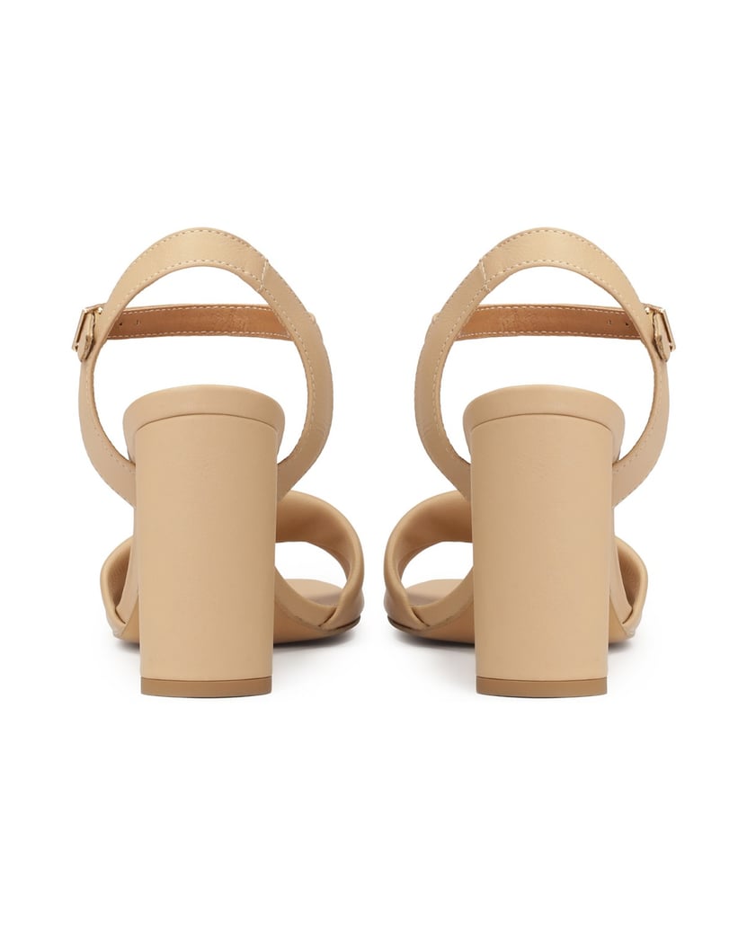 Kazar-Beigefarbene-Lederpfostensandalen-beige