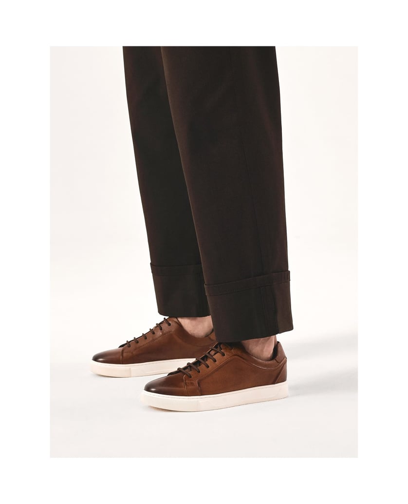 Kazar-Brown-sneakers-on-a-white-sole-hnedá