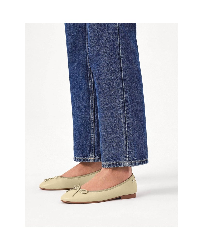 Kazar-Cream-ballerinas-with-a-bow-on-the-nose-bílá