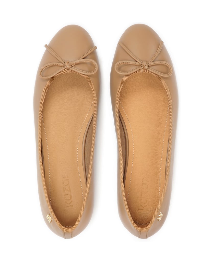 Kazar-Light-brown-ballerinas-with-round-nose-ťavia