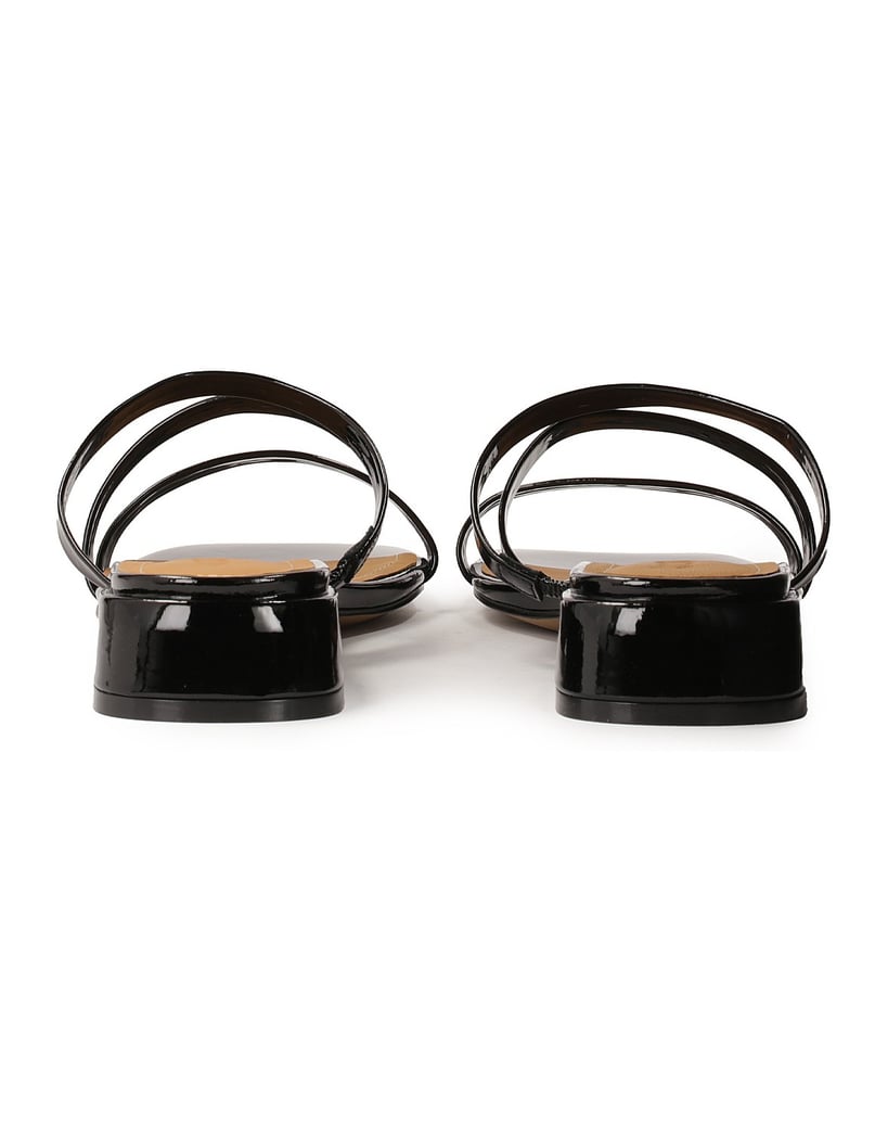 Kazar-Mules-on-a-flat-sole-made-of-patent-leather-čierna