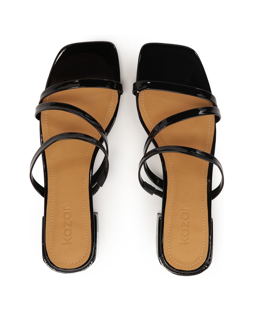 Kazar-Mules-on-a-flat-sole-made-of-patent-leather-čierna