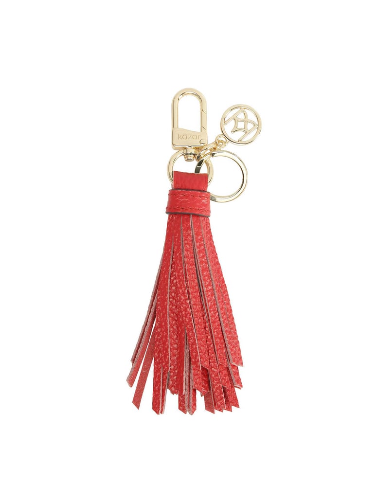 Kazar-Roter-Schlüsselanhänger-mit-einer-Kupplu