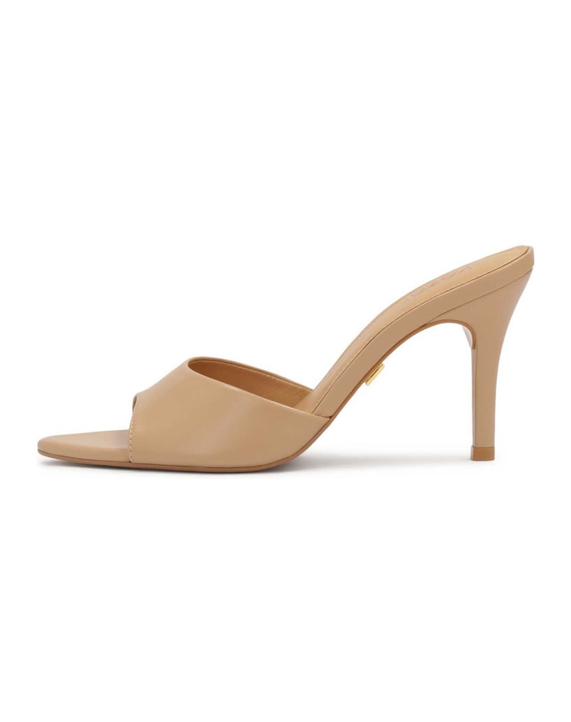 Kazar-Beige-mules-with-pointed-toes-béžová