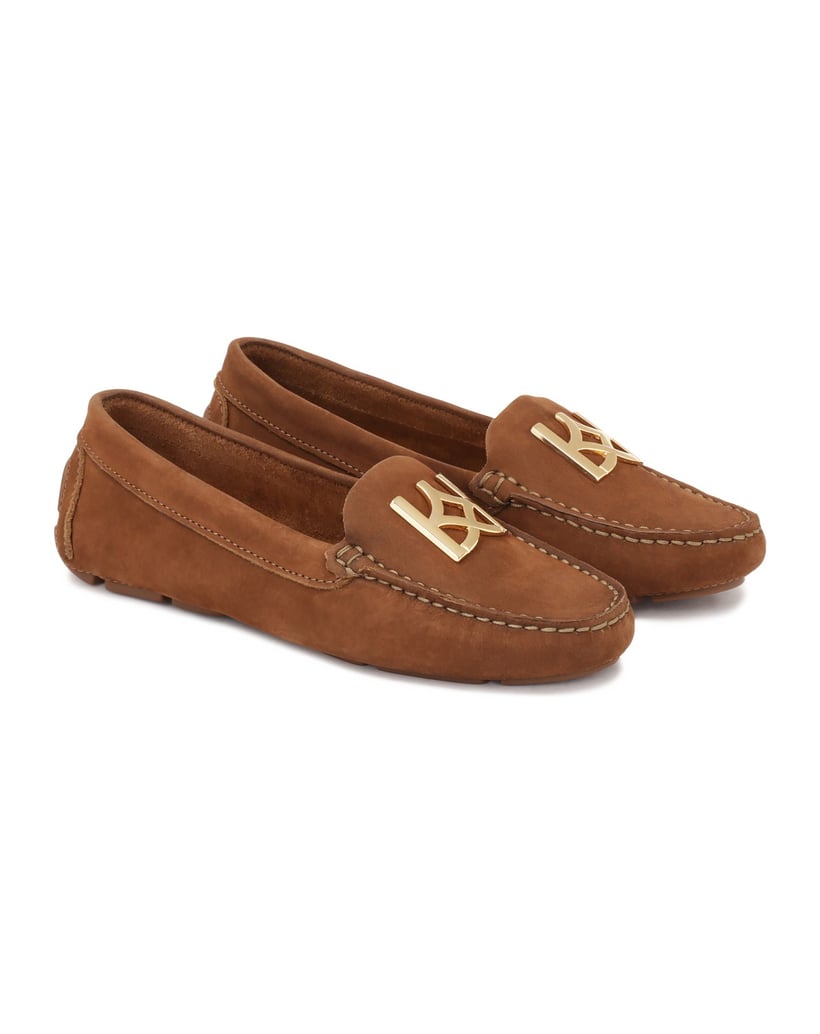 Kazar-Brown-moccasins-with-large-metal-monogram-KAZAR-hnedá