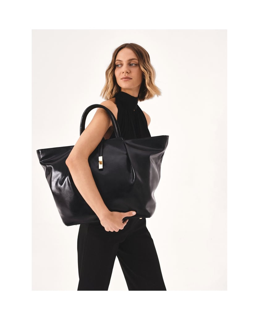 Kazar-Large-natural-leather-handbag-with-glossy-finish-černá