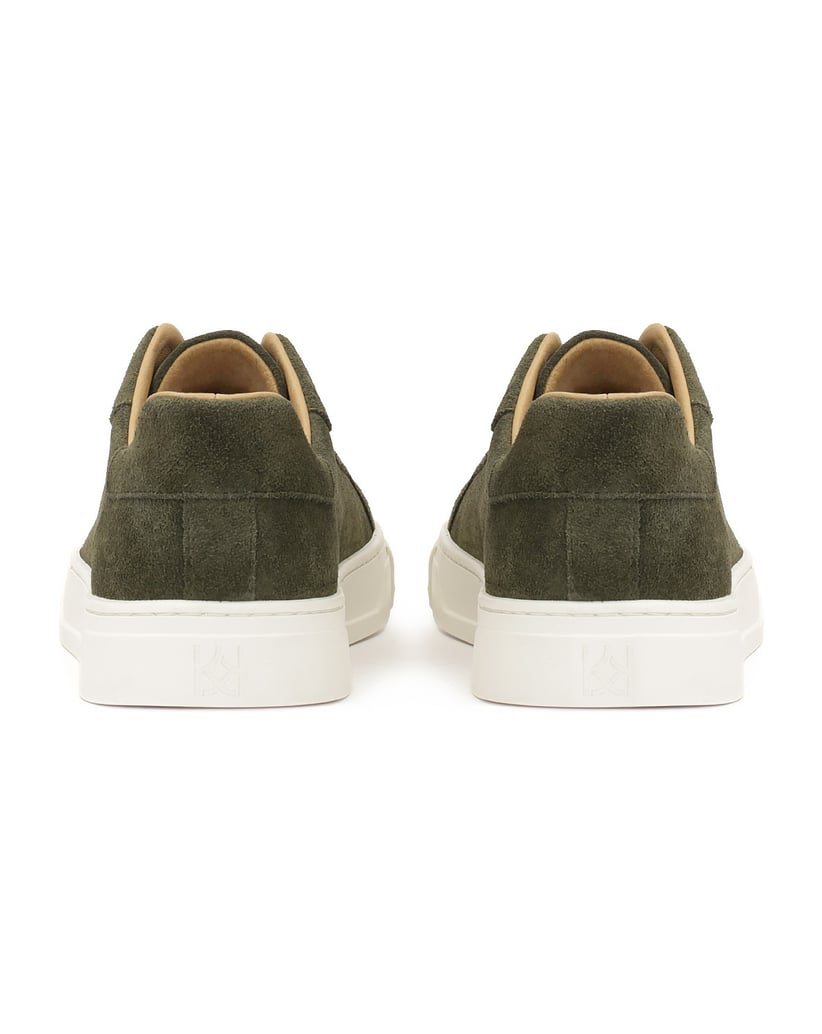 Kazar-Khakifarbene-Wildleder-Sneakers-mit-weiß-oliv