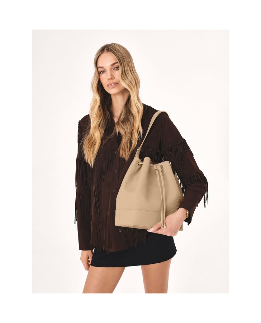 Kazar-Bag-bag-made-of-leather-in-a-unique-pattern-béžová