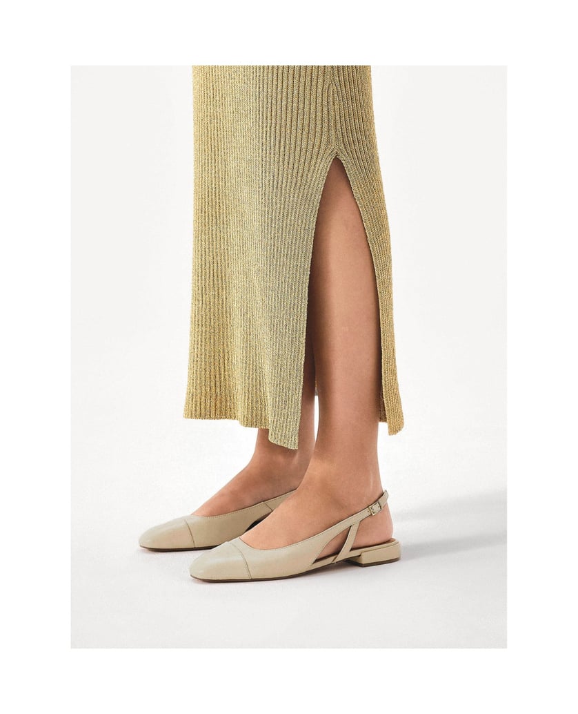 Kazar-Cremefarbene-Pumps-mit-fein-geschnittene-weiss