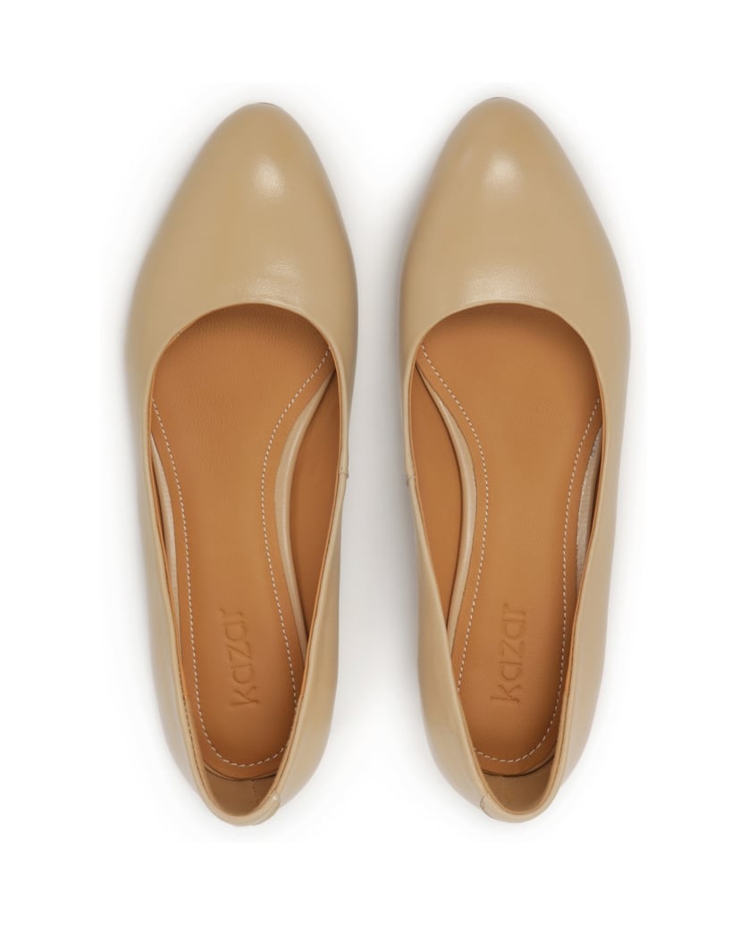 Kazar-Beige-pumps-with-metal-insert-on-a-post-béžová