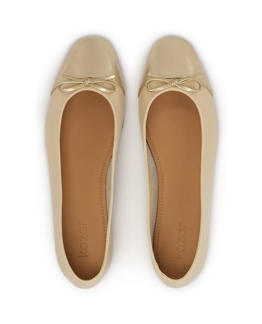 Kazar-Lederballerinas-mit-goldenen-Nasen-weiss