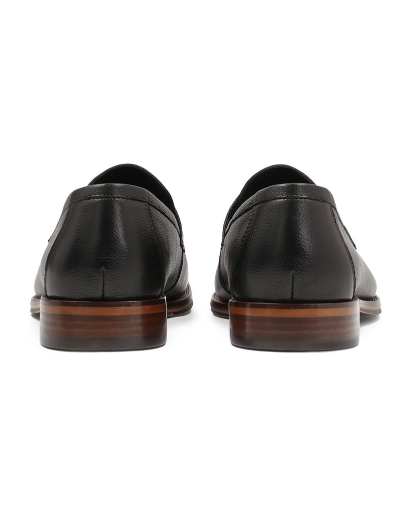 Kazar-Slipper-aus-schwarzem-Erbsenleder-schwarz