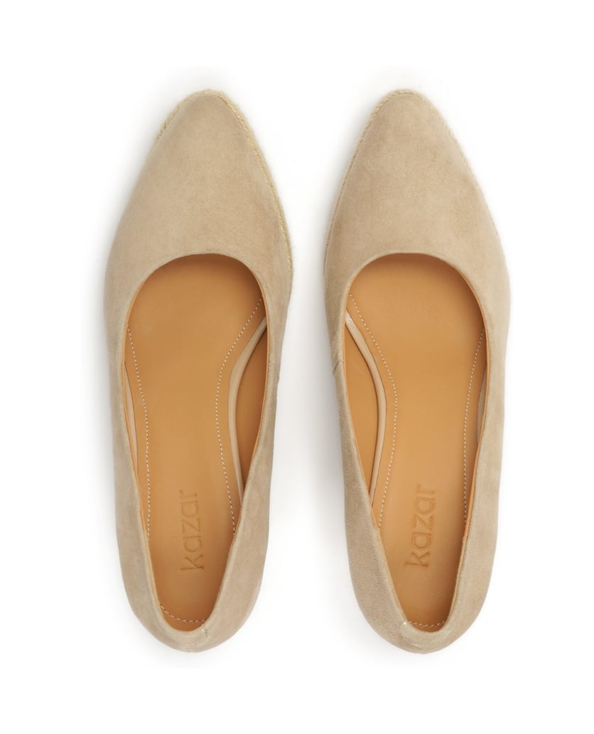 Kazar-Beigefarbene-Wildlederpumps-mit-Plateaua-beige