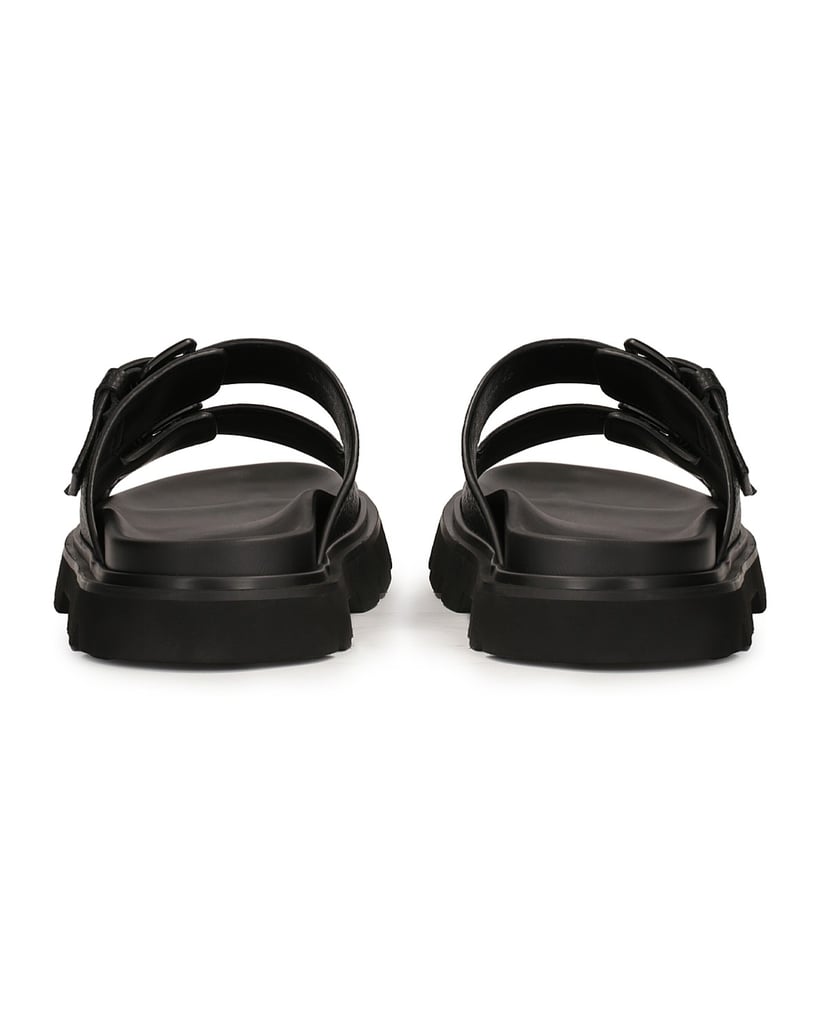 Kazar-Leather-slides-on-a-thick-sole-čierna