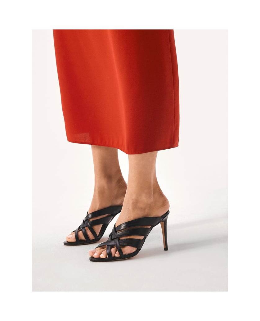 Kazar-Black-leather-heeled-mules-čierna