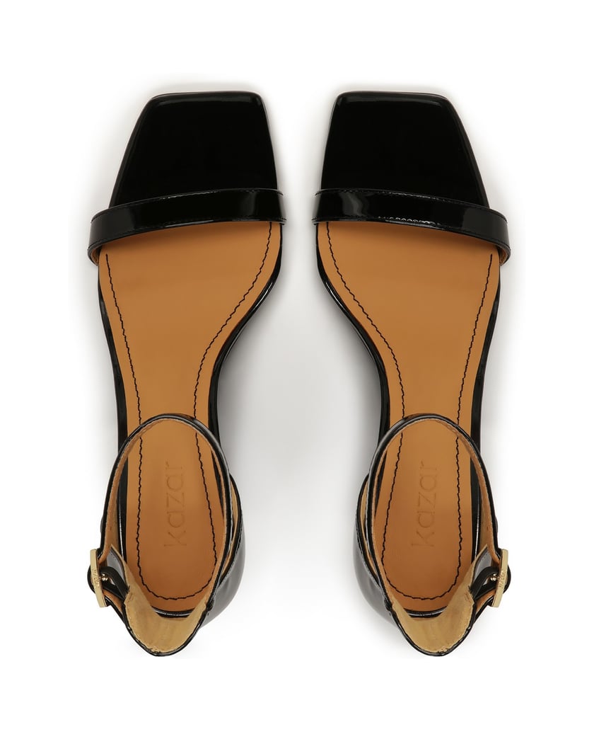 Kazar-Black-patent-leather-sandals-on-a-heel-čierna