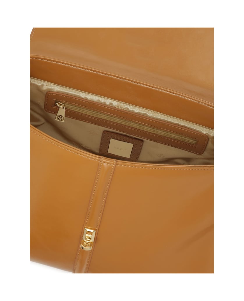 Kazar-Brown-leather-handbag-with-elegant-clasp-velbloudí