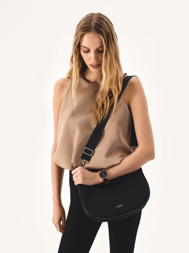 Kazar-Schwarze-Stofftasche-in-Form-eines-Crois