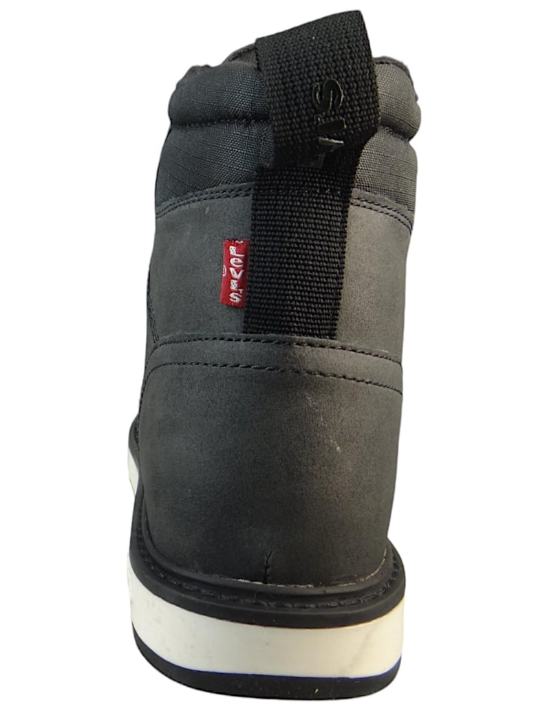 Levis-Stiefel
