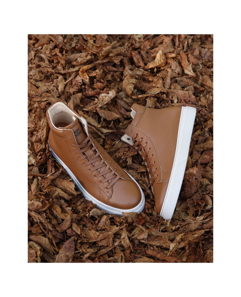 Henry-Stevens-SNEAKER-TRAVIS-MTS-braun