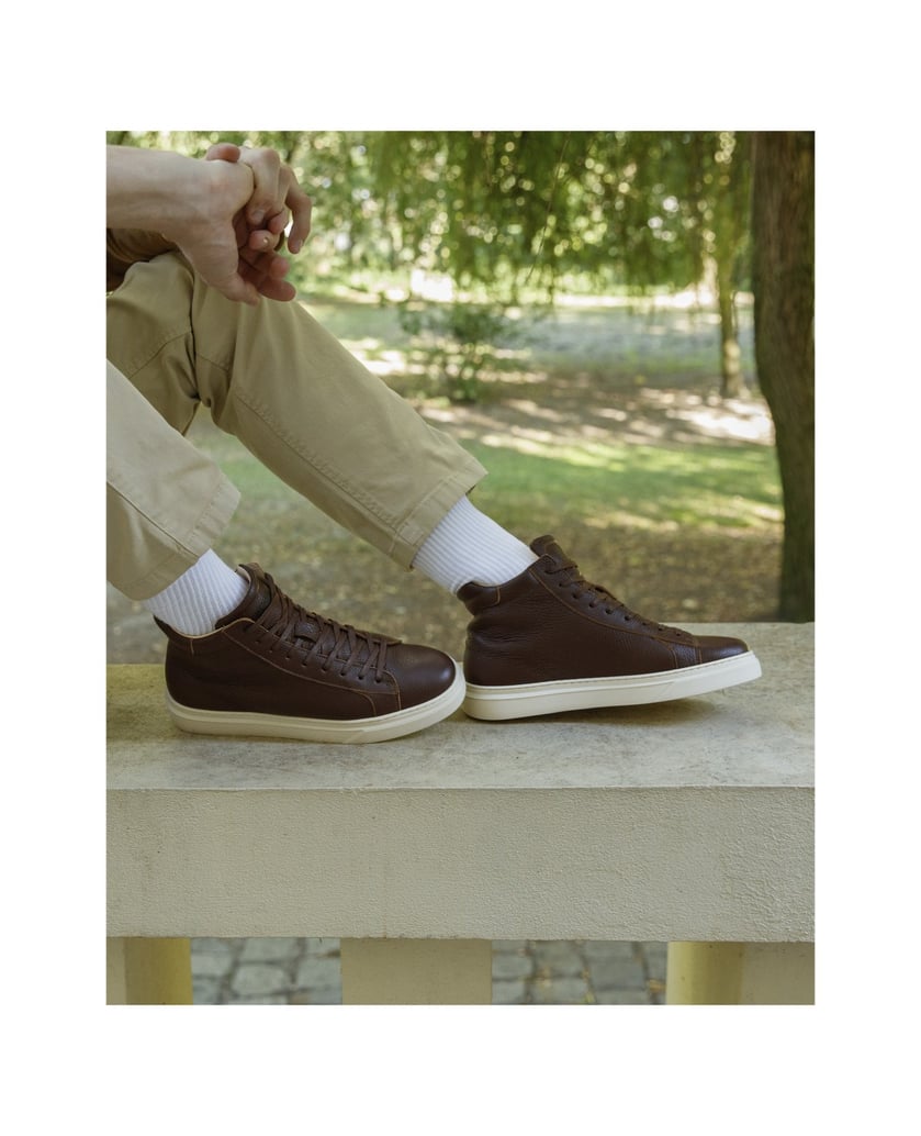 Henry-Stevens-SNEAKER-TRAVIS-MTS-braun