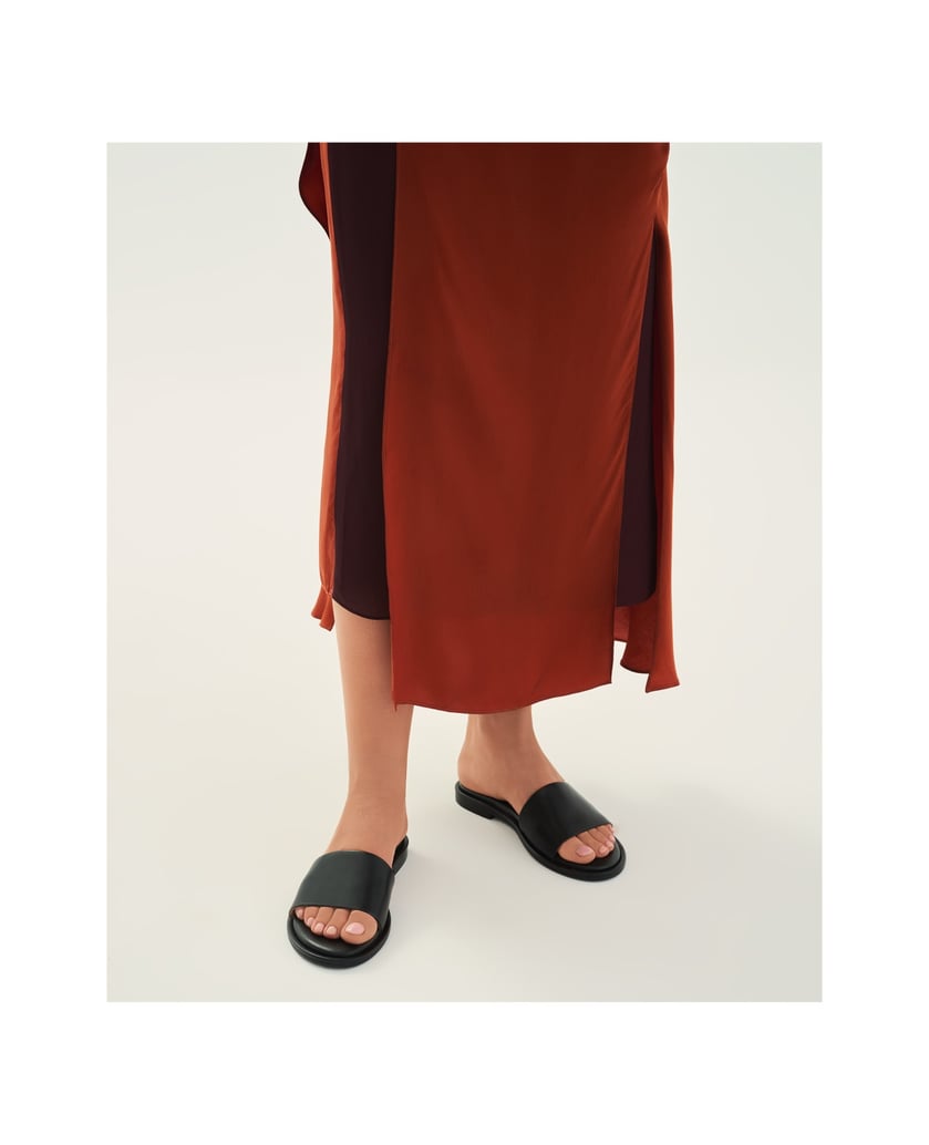Kazar-Black-leather-slides-on-a-flat-sole-černá