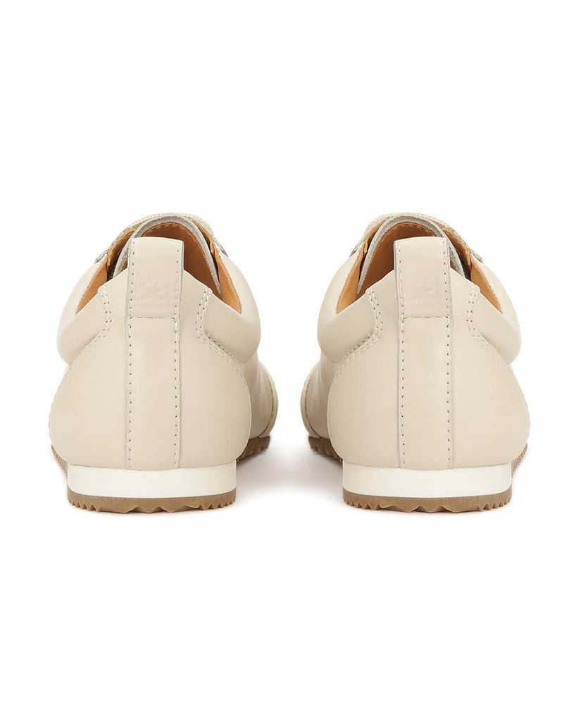 Kazar-Schnürsenkel-Sneakers-in-Off-White-weiss