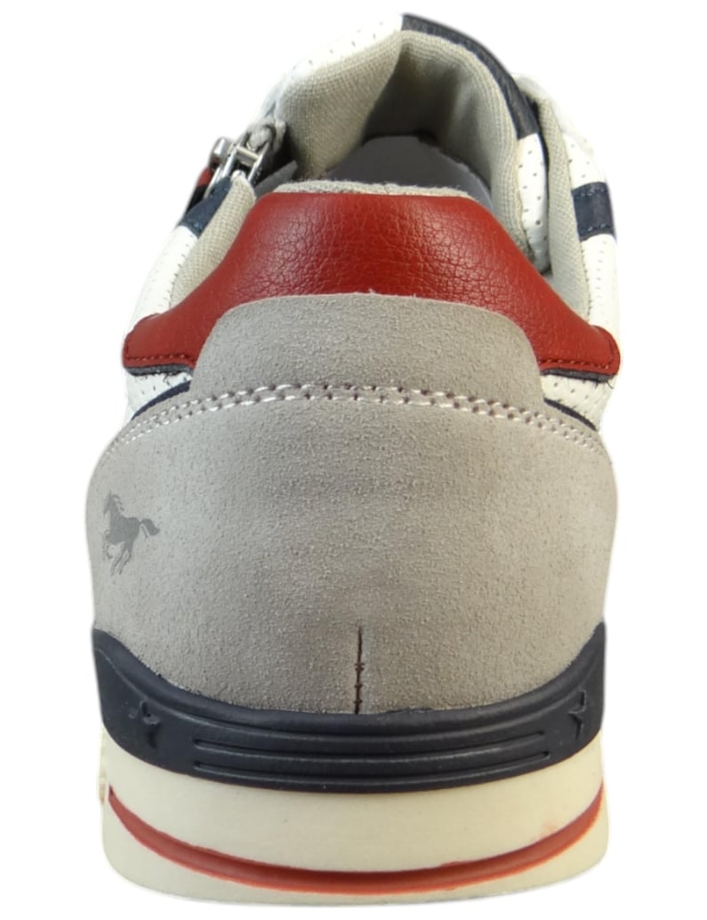 Mustang-Sneaker-weiss