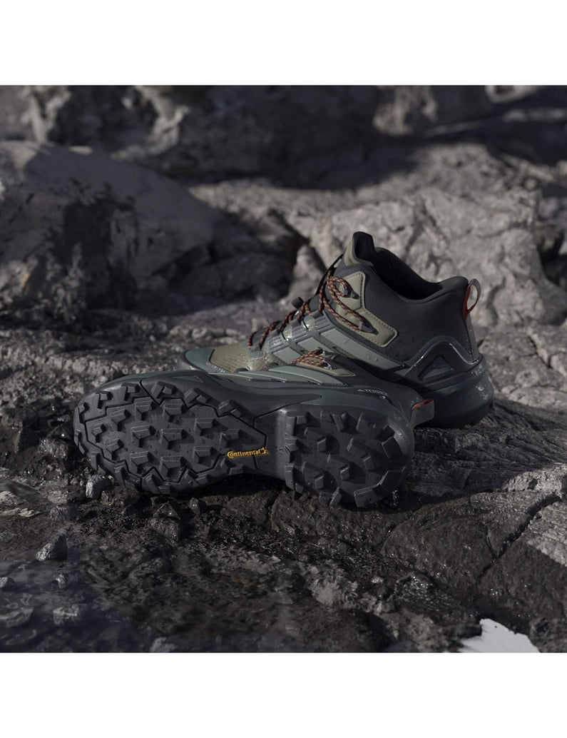 Adidas-Performance-Wanderstiefel-grün