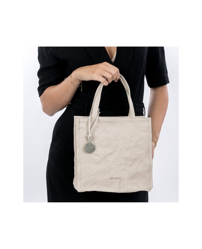 SURI-FREY-Shopper-SFY-Haley-schwarz