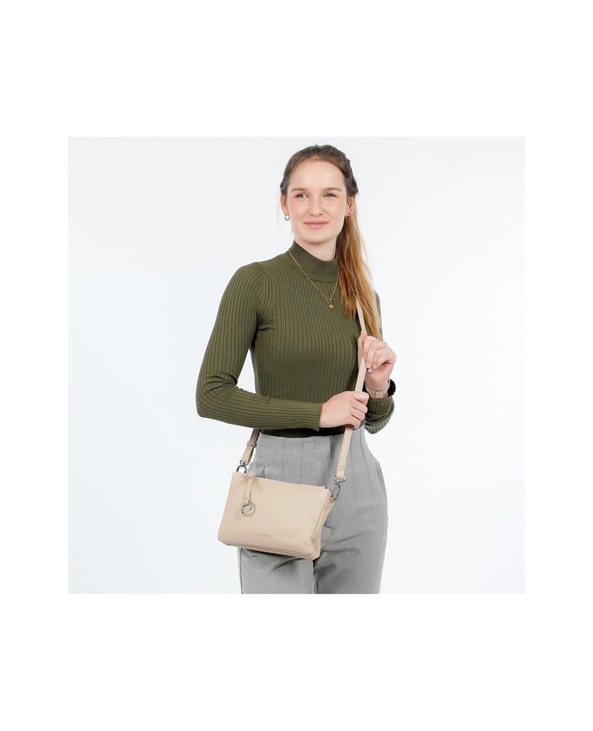 SURI-FREY-Umhängetasche-SFY-Debby-cognac