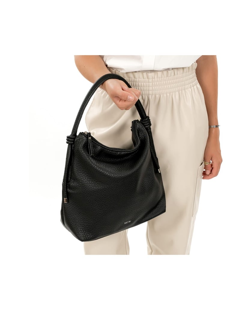 EMILY-&-NOAH-Beutel-E&N-Montpellier-RUE-09