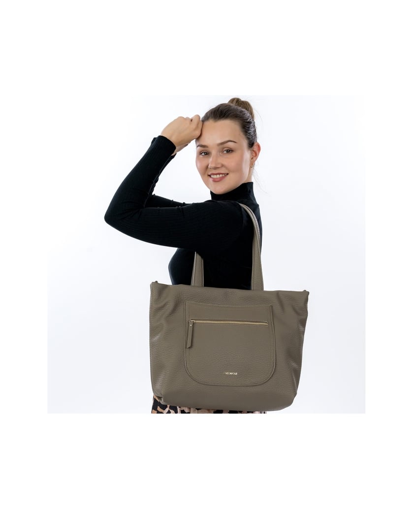 EMILY-&-NOAH-Shopper-E&N-Heidi-braun