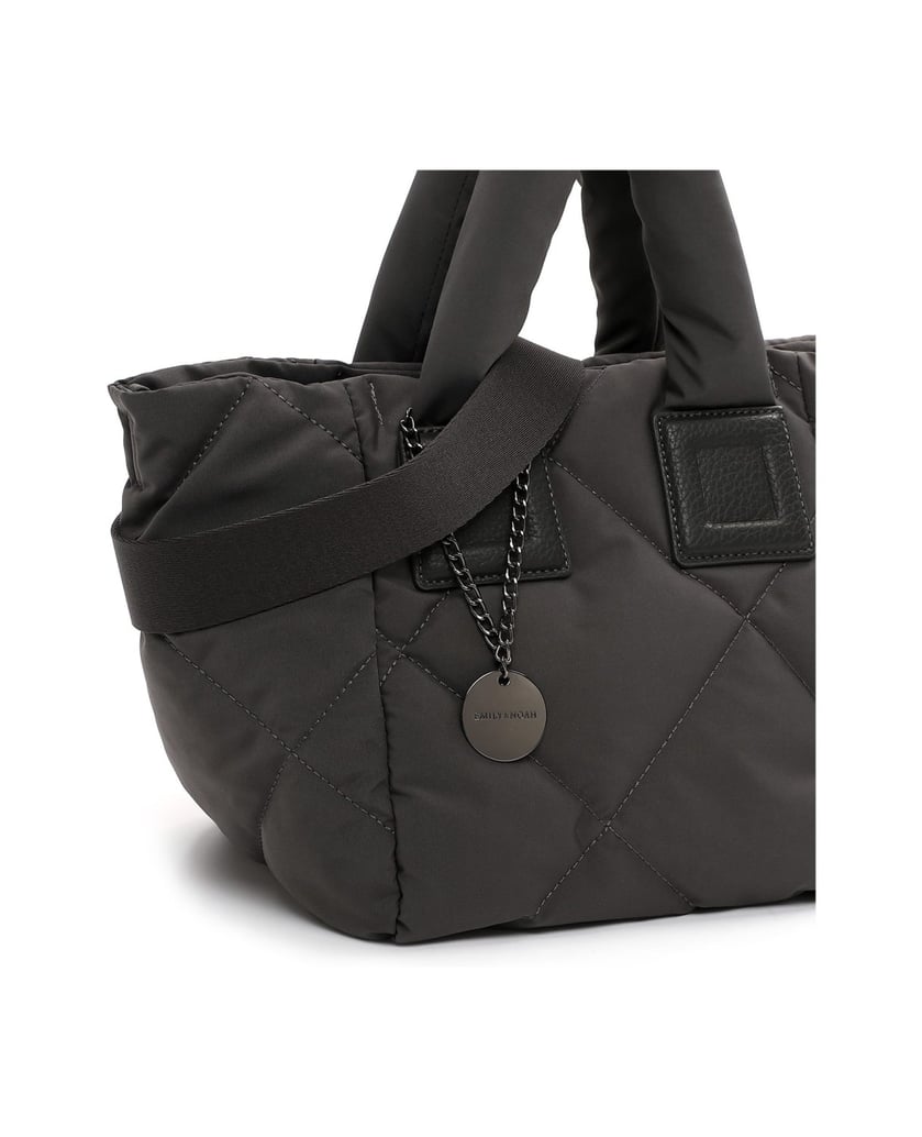 EMILY-&-NOAH-Shopper-E&N-Hanni