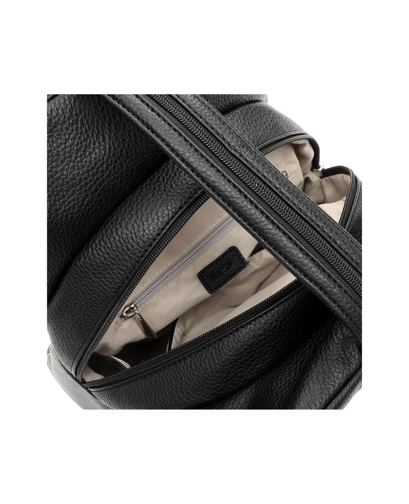 EMILY-&-NOAH-Rucksack-E&N-Tours-RUE-09