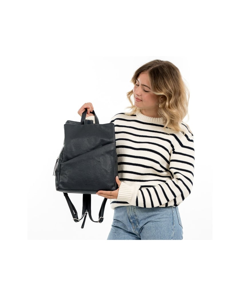 EMILY-&-NOAH-Rucksack-E&N-Tours-RUE-09