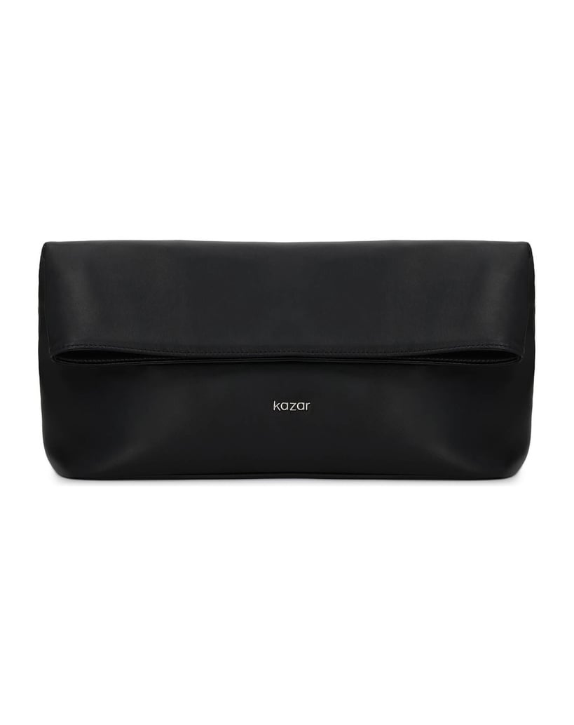 Kazar-Black-handbag-with-two-ways-of-carrying-čierna