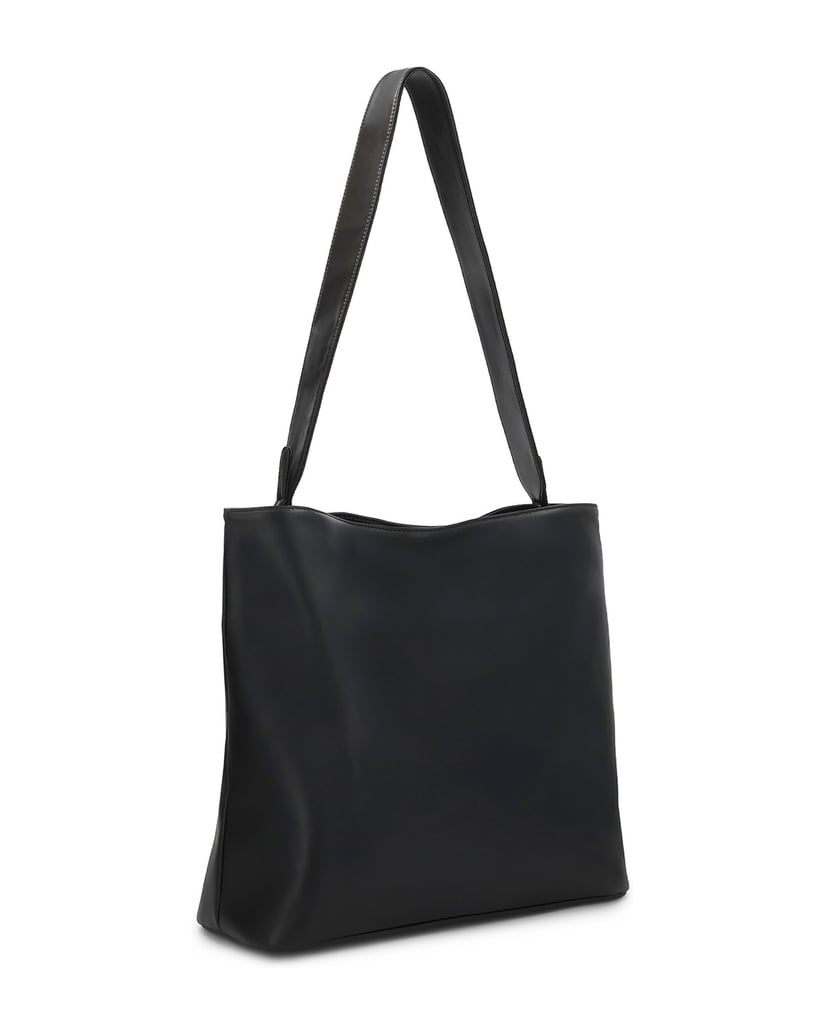 Kazar-Black-handbag-with-two-ways-of-carrying-čierna