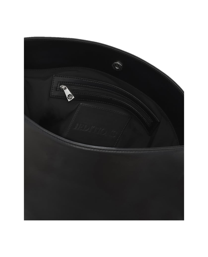 Kazar-Black-handbag-with-two-ways-of-carrying-čierna