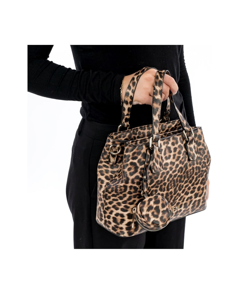 EMILY-&-NOAH-Shopper-E&N-Hanna