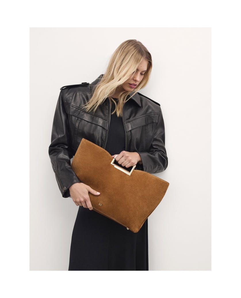 Kazar-Wildlederhandtasche-mit-Metallgriffen-camel