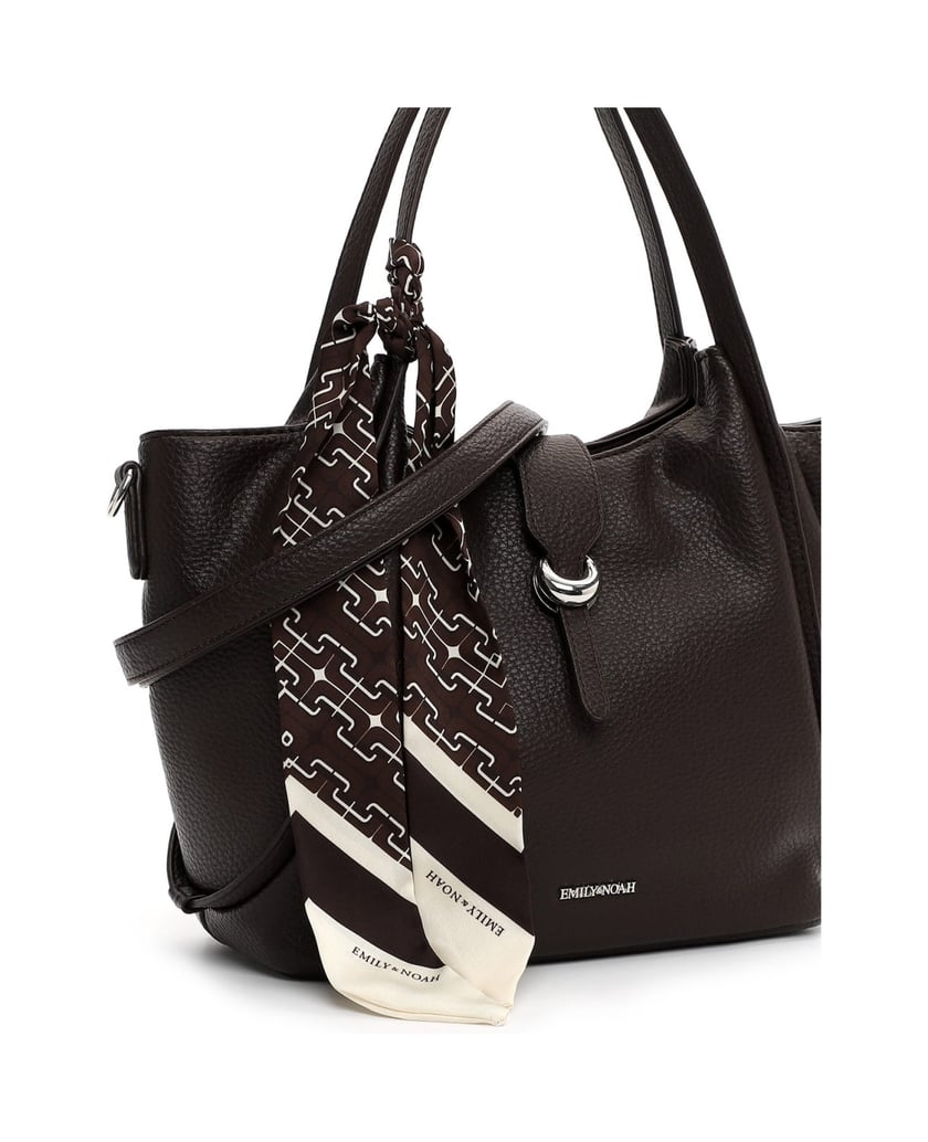 EMILY-&-NOAH-Shopper-E&N-Hasina