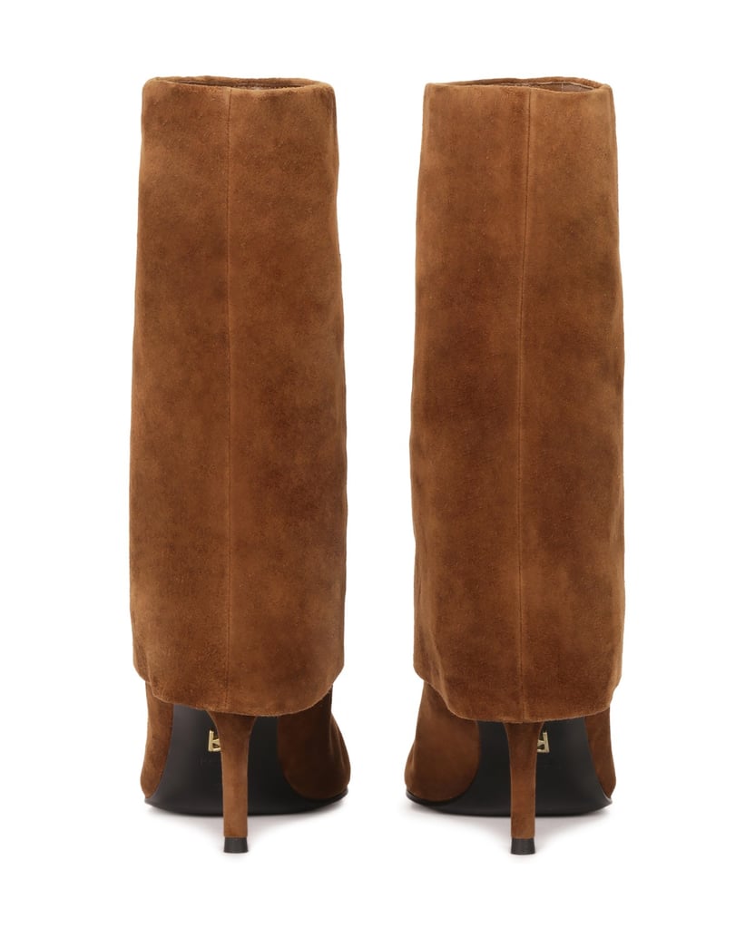 Kazar-Booties-with-upper-falling-on-the-heel-velbloudí