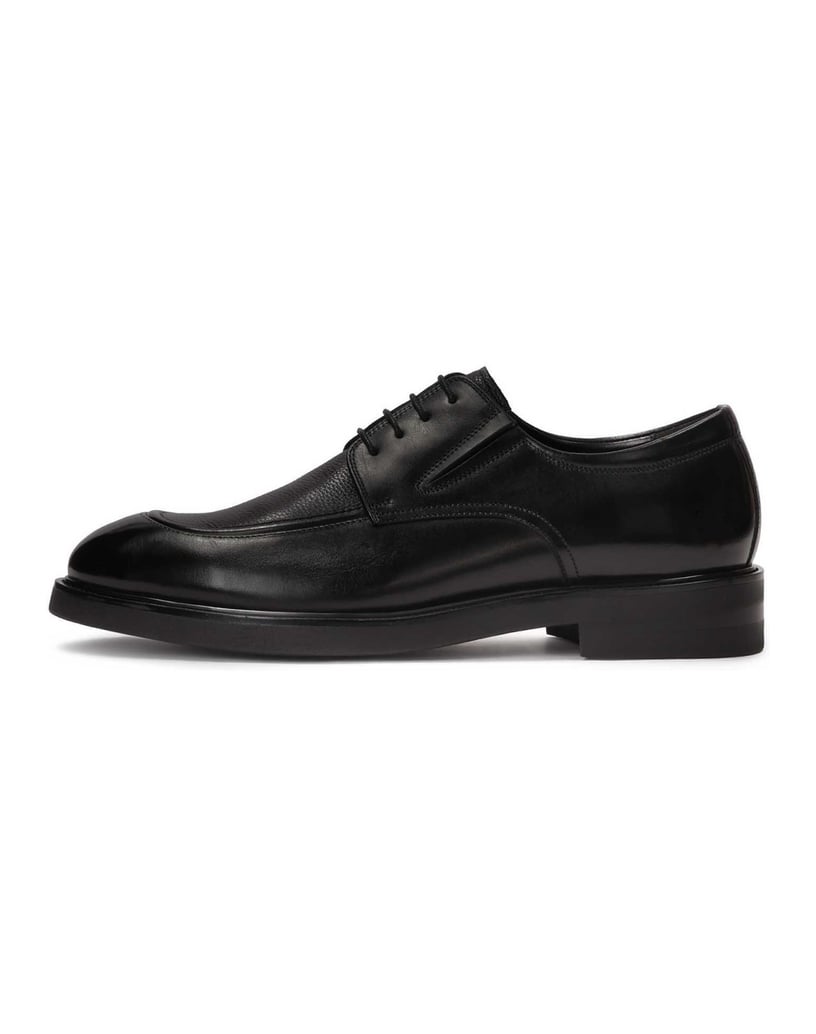 Kazar-Black-shoes-with-decorative-stitching-černá