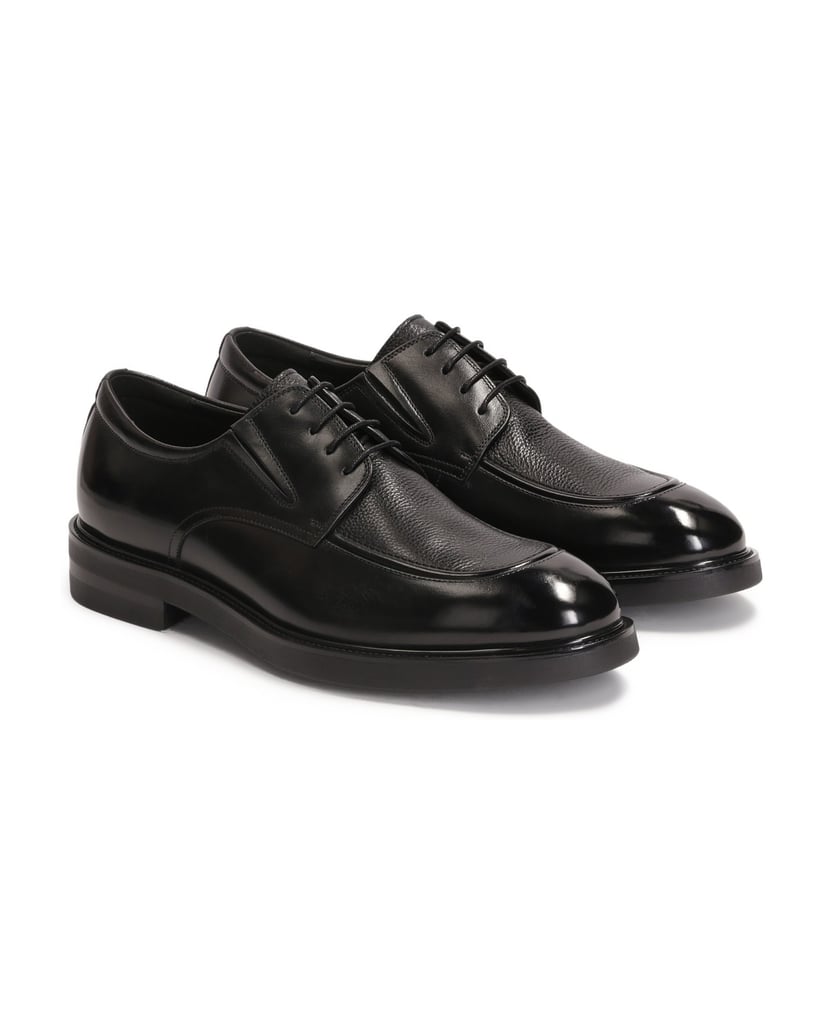 Kazar-Black-shoes-with-decorative-stitching-černá